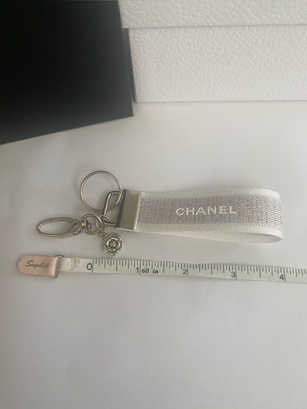 Chanel Ribbon Silver Logo Ribbon Keychain - Picture 5 of 5